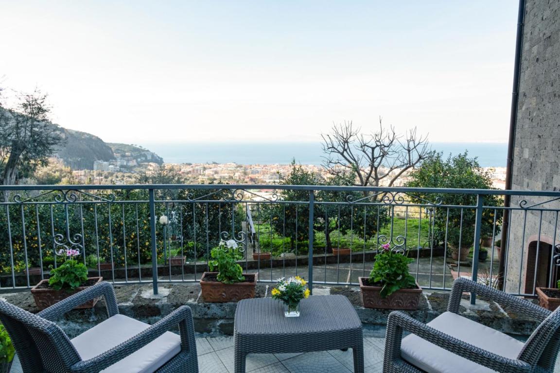 Sorrentovibes - Sea View Rooftop Apartment With Jacuzzi & Garden Exteriér fotografie
