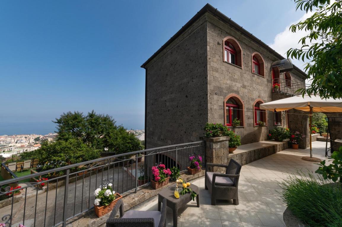 Sorrentovibes - Sea View Rooftop Apartment With Jacuzzi & Garden Exteriér fotografie