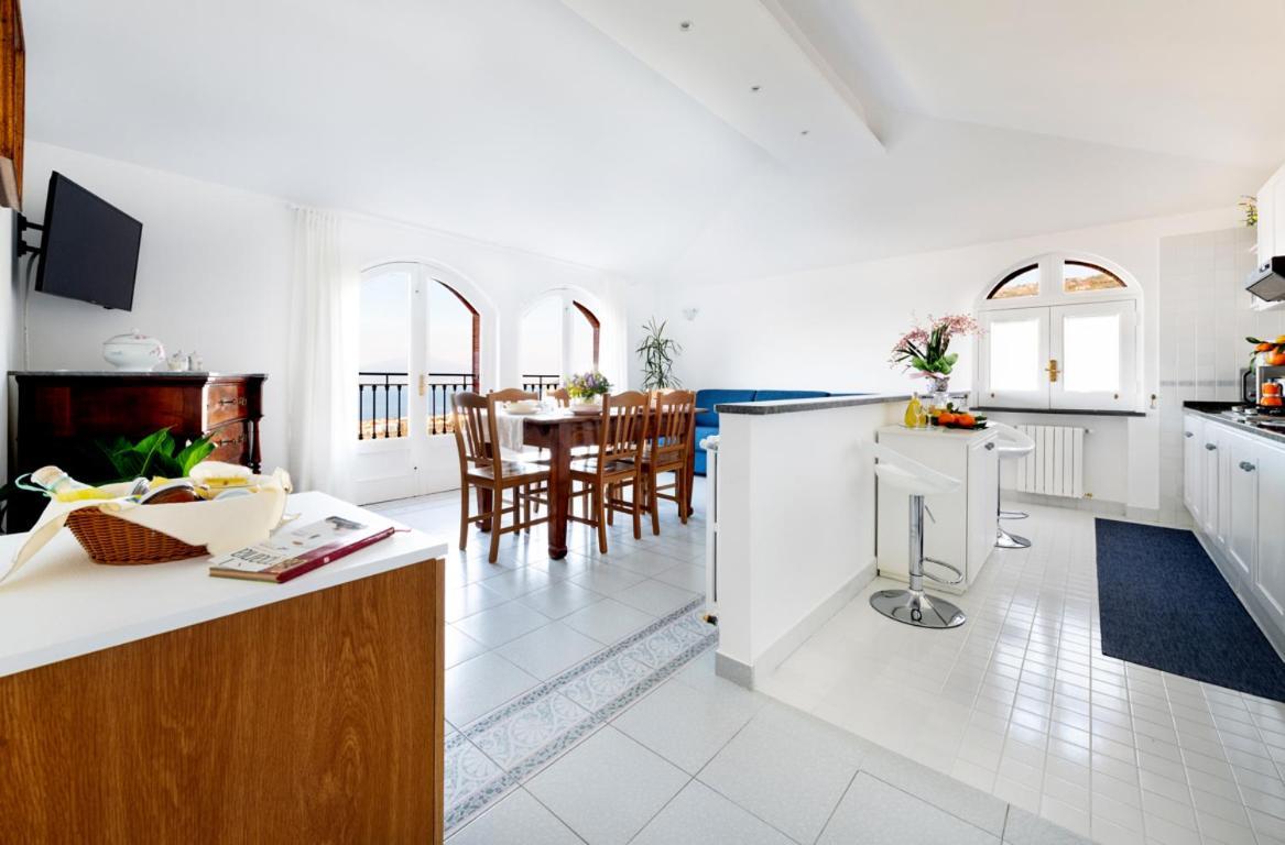 Sorrentovibes - Sea View Rooftop Apartment With Jacuzzi & Garden Exteriér fotografie