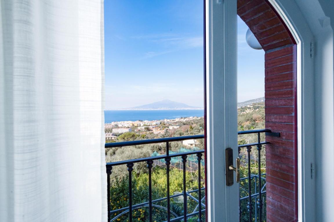 Sorrentovibes - Sea View Rooftop Apartment With Jacuzzi & Garden Exteriér fotografie